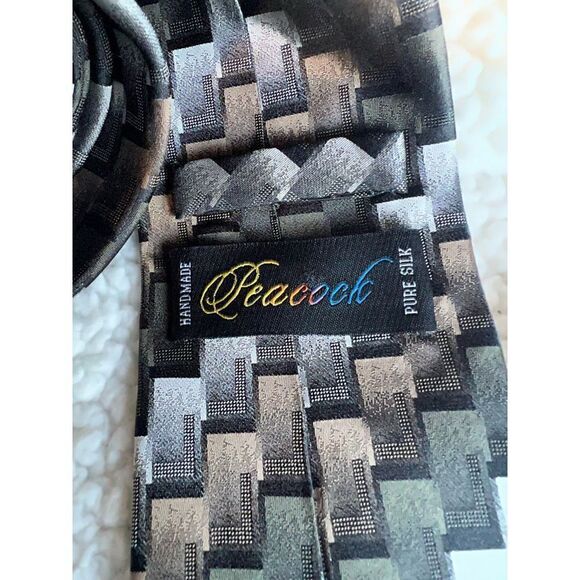 Peacock Tie - Picture 3 of 4